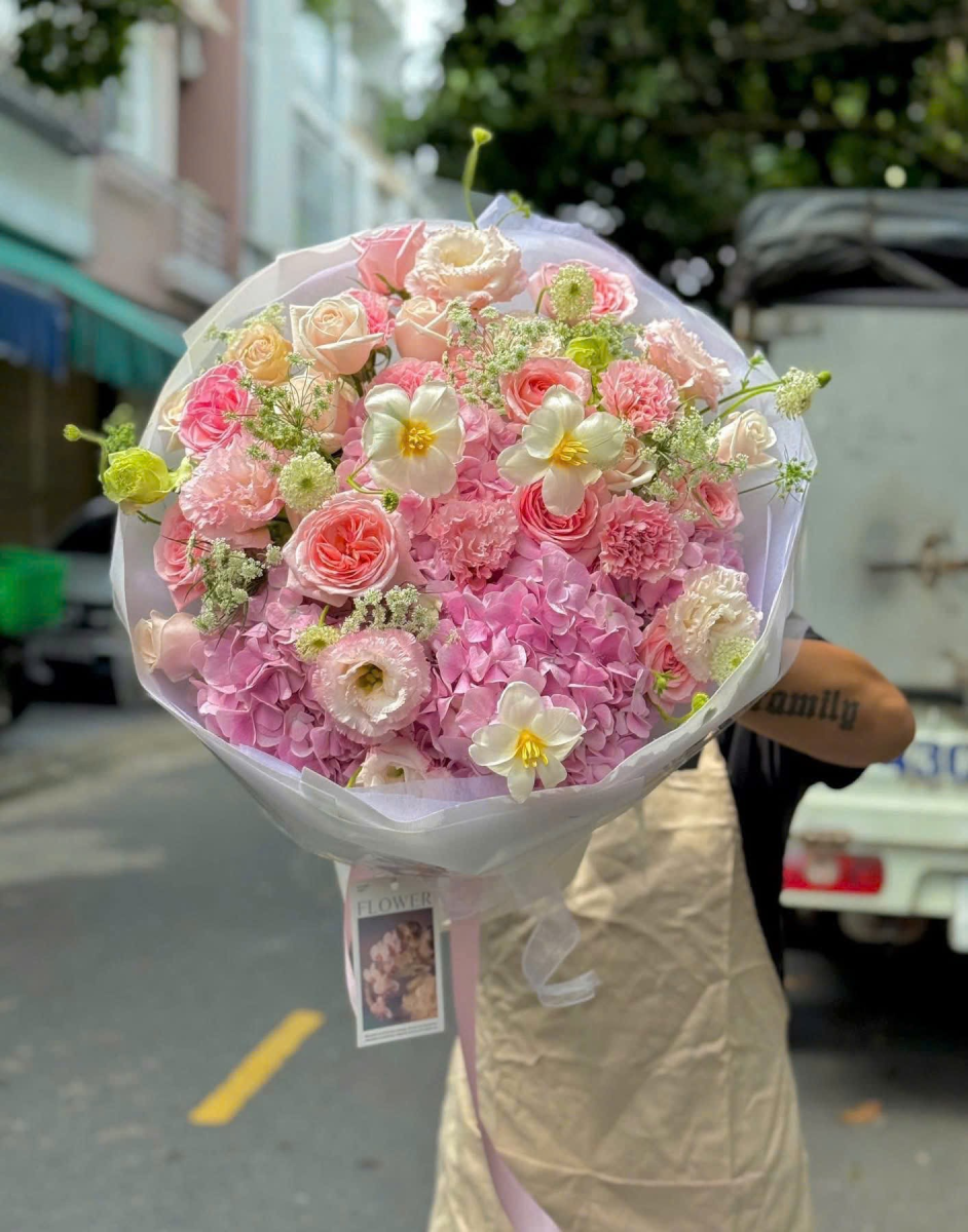 Hoa tặng sinh nhật nhẹ nhàng, tinh tế