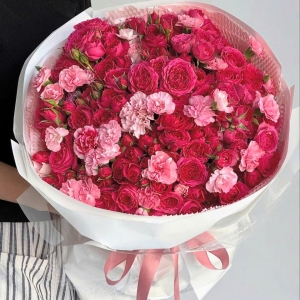 Hoa tặng lễ tình nhân