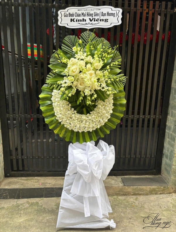 Kệ hoa Bạch Tịnh
