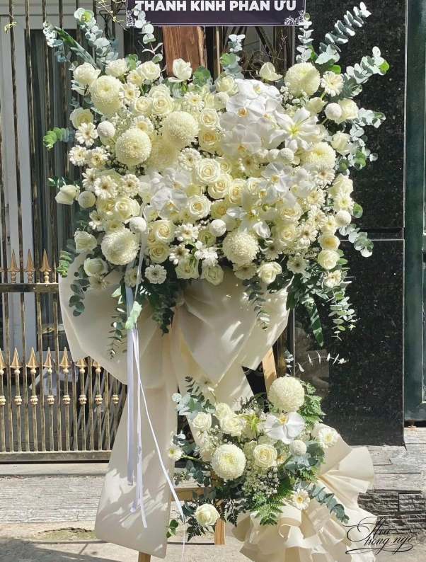 Kệ hoa Vĩnh Biệt