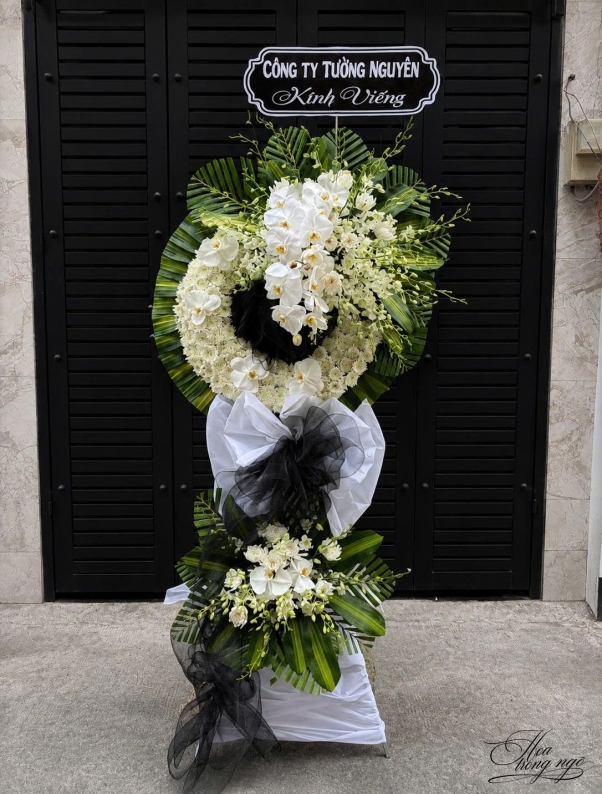 Kệ Hoa Bạch Ân