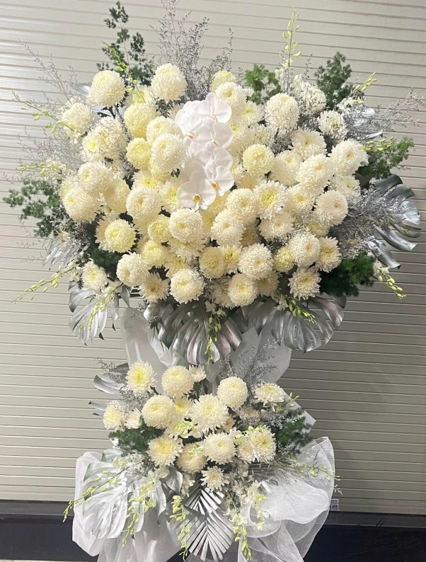 Kệ Hoa Tịnh Niệm