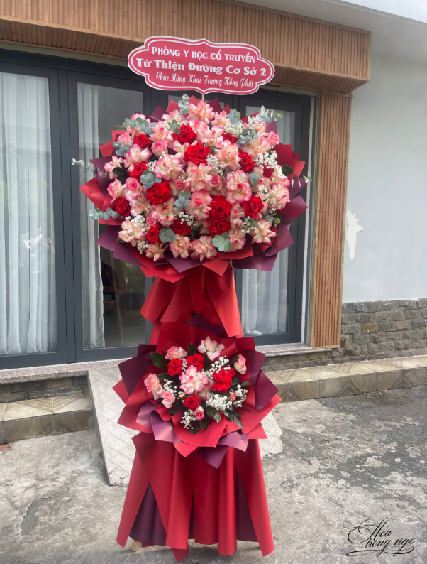Kệ Hoa Vượng Tường