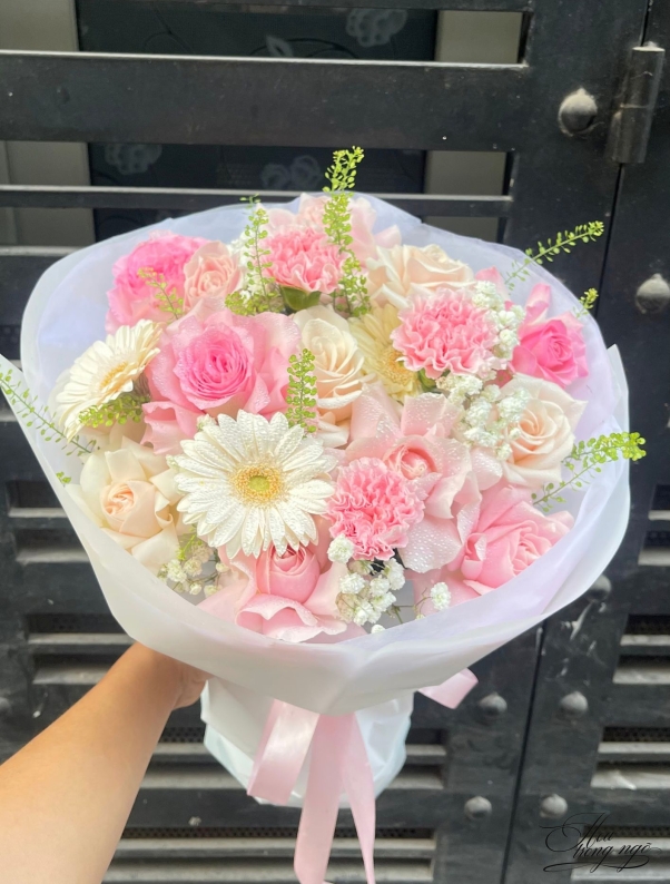 Hương Xuân Rộn Ràng