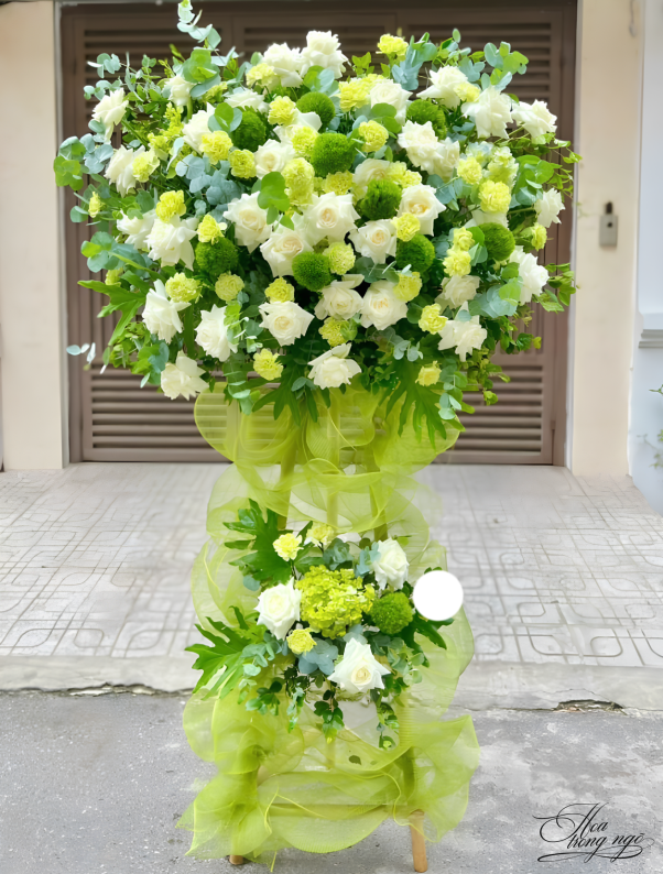 Kệ Hoa Tường Hưng