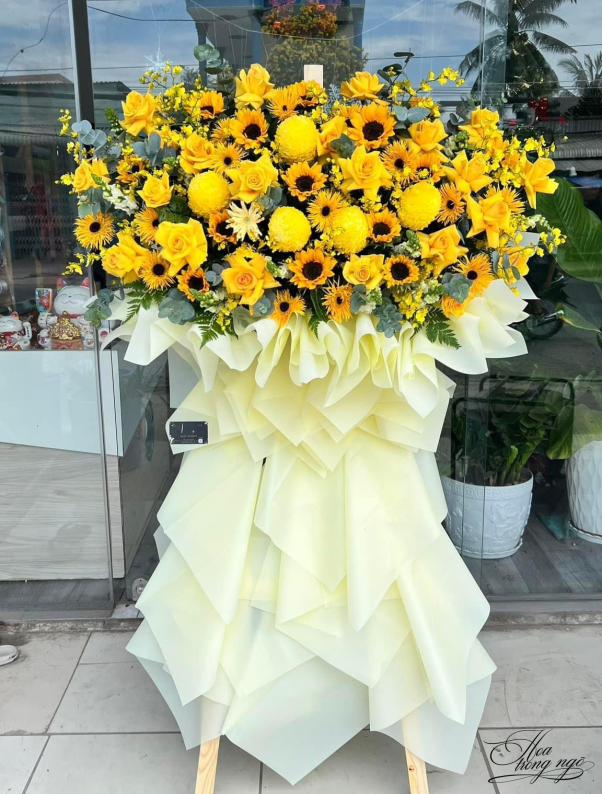 Kệ Hoa Hồng Khánh