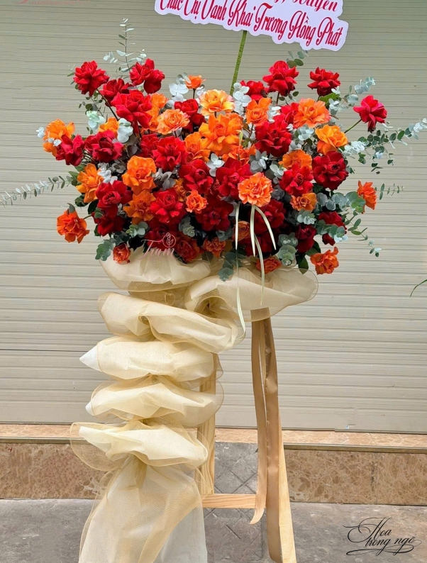 Kệ Hoa Rạng Đông