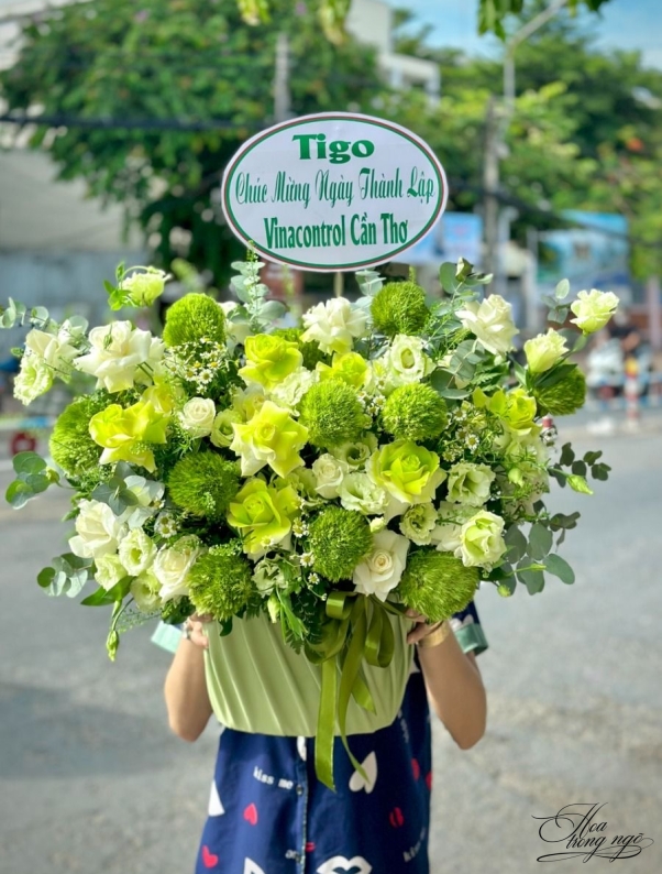 Mùa Hoa Ghé Qua