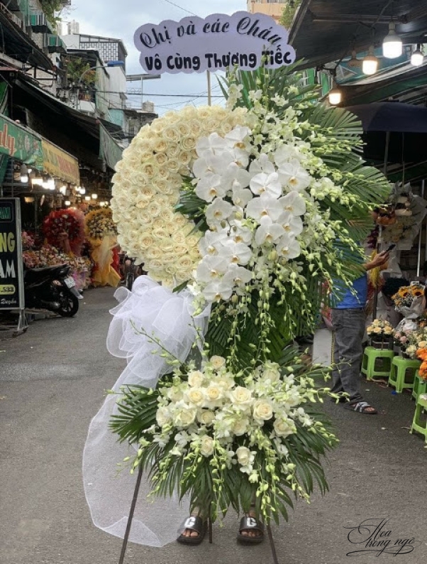 Vô Cùng Thương Tiếc
