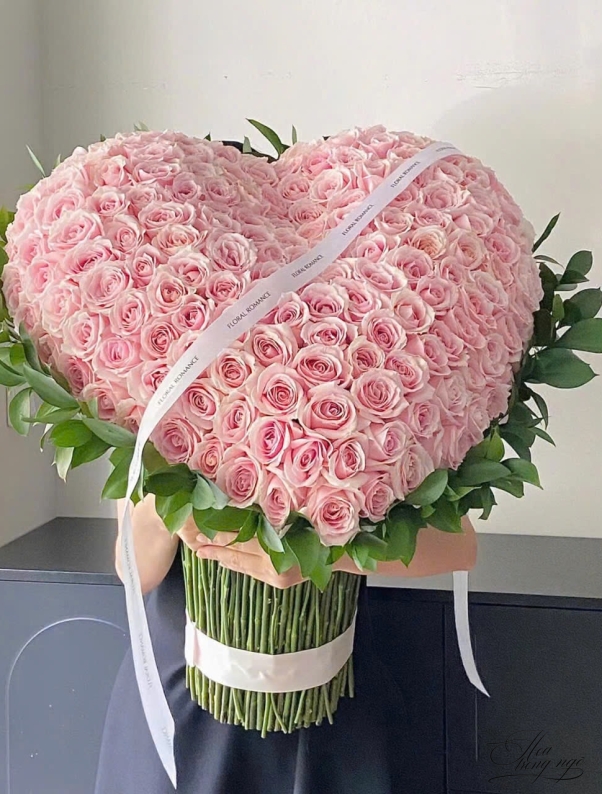 hỷ sắc ngày vui 