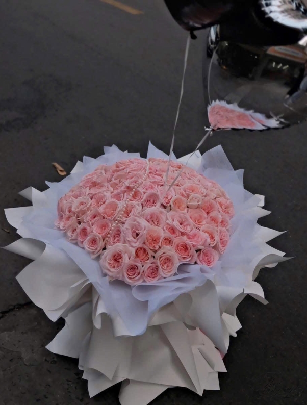 Hoa dịp lễ Valentine Q10
