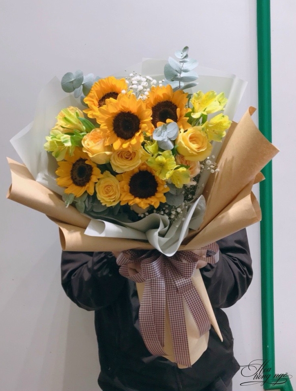 Sáng Rực Trời Thu